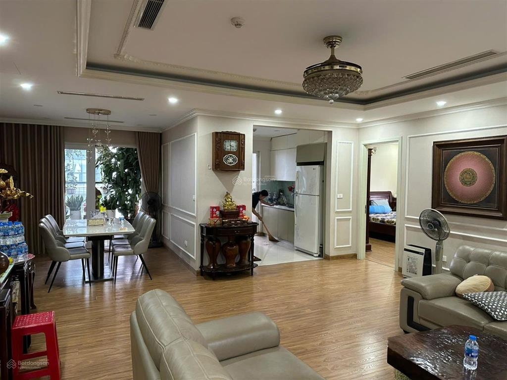 Thống nhất complex. căn góc dt 123m2, 3pn, 2vc, 12tỷ6 không đăng ảo mất time. giá tốt ac ơi