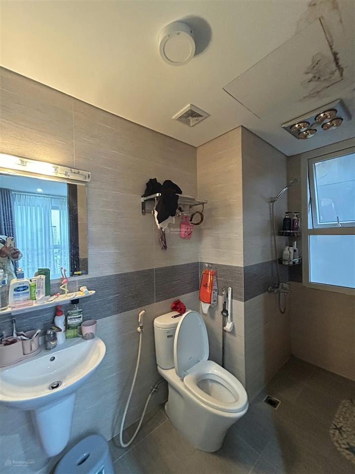 Hh2 bắc hà. chủ nhà gửi bán góc 4pn  3vs. dt 146m2. giá 9tỷ5, sẵn sổ full nt view thoáng