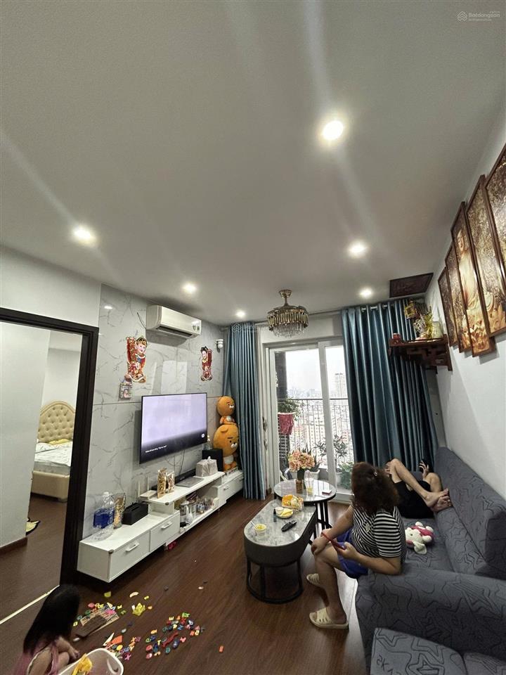 Hh2 bắc hà. chủ nhà gửi bán góc 4pn  3vs. dt 146m2. giá 9tỷ5, sẵn sổ full nt view thoáng