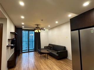 Goldseason 47 nguyễn tuân. căn hộ 2pn, 2vc, dt 76m2. giá 7tỷ8 ban công đn. sổ đổ lâu dài.