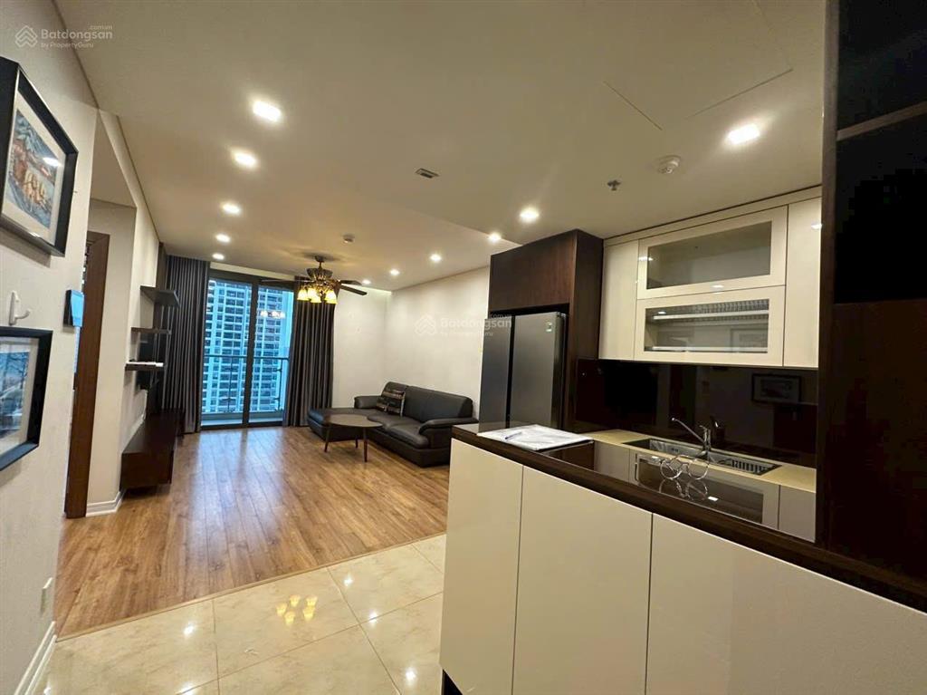 Goldseason 47 nguyễn tuân. căn hộ 2pn, 2vc, dt 76m2. giá 7tỷ8 ban công đn. sổ đổ lâu dài.