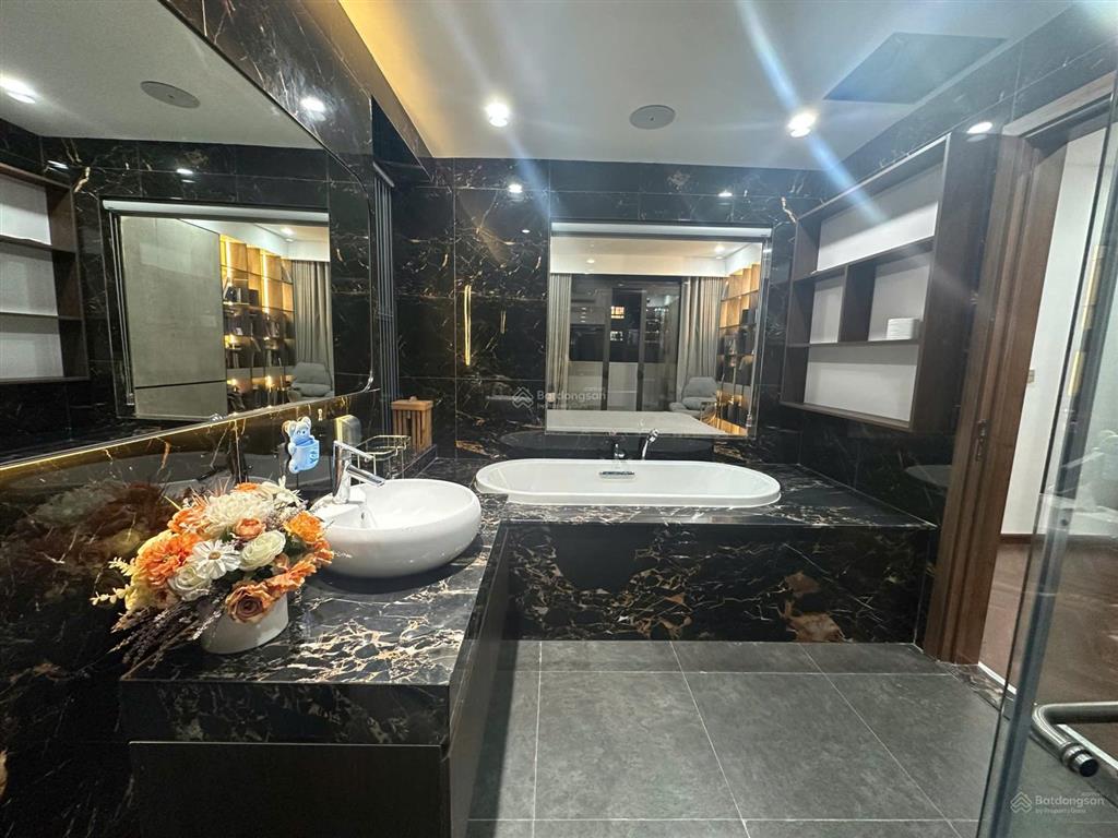 Times tower  35 lvl. căn góc dt 128m2. 3pn. 2wc. 12tỷ5 không đăng ảo mất time. giá tốt ac ơi