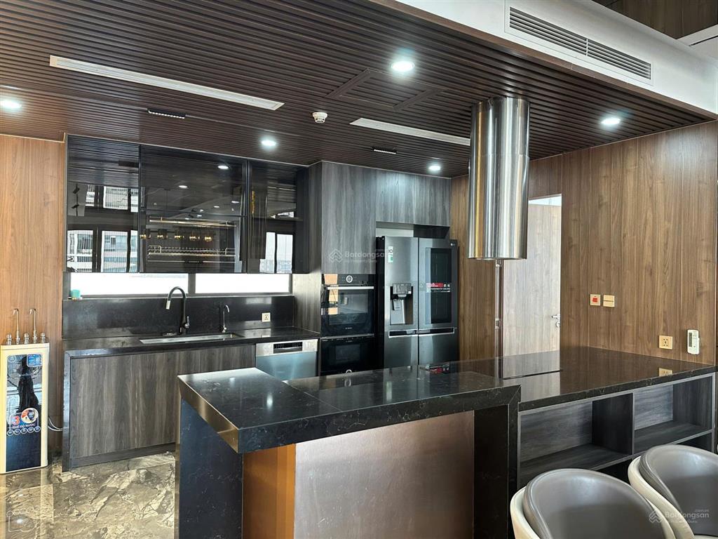 Times tower  35 lvl. căn góc dt 128m2. 3pn. 2wc. 12tỷ5 không đăng ảo mất time. giá tốt ac ơi