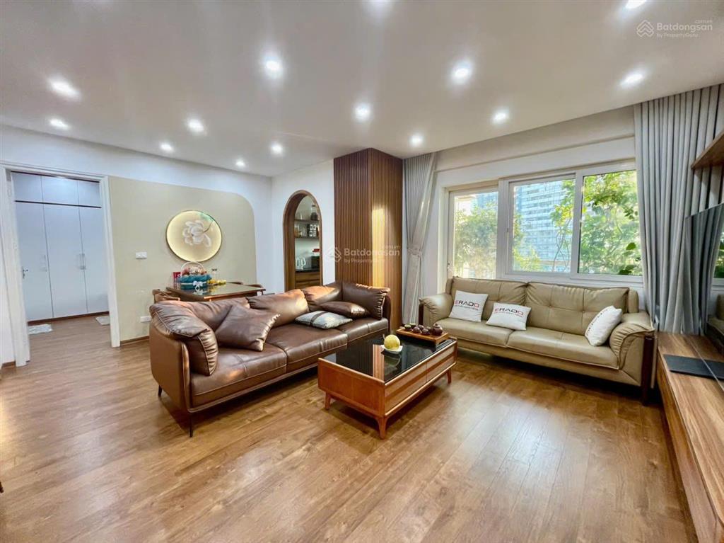 Chính chủ bán căn cienco1 hoàng đạo thuý, 110m2 thiết kế 3 ngủ tầng đep full nội thất giá 8.9tỷ