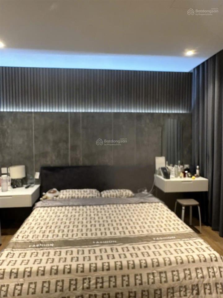 Handi resco 31 lê văn lương chủ nhà gửi bán căn góc 3pn, dt 98m2. gía 9tỷ3 chủ thiện chí bán