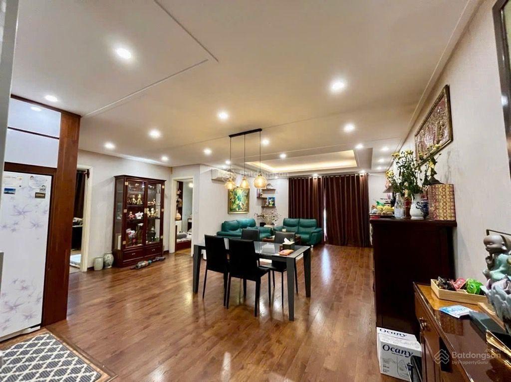 Berriver long biên nguyễn văn cừ căn góc 114m2 view thoáng giá 9.8 tỷ
