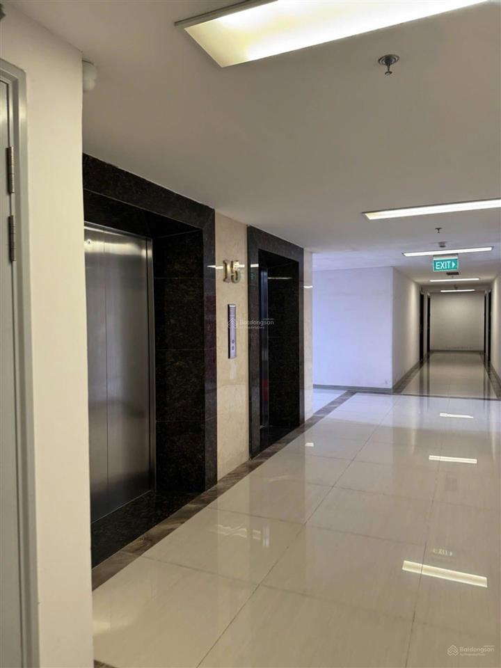 One 18 ngọc lâm 90m tầng cao 4 logia view sông hồng 7,5 tỷ