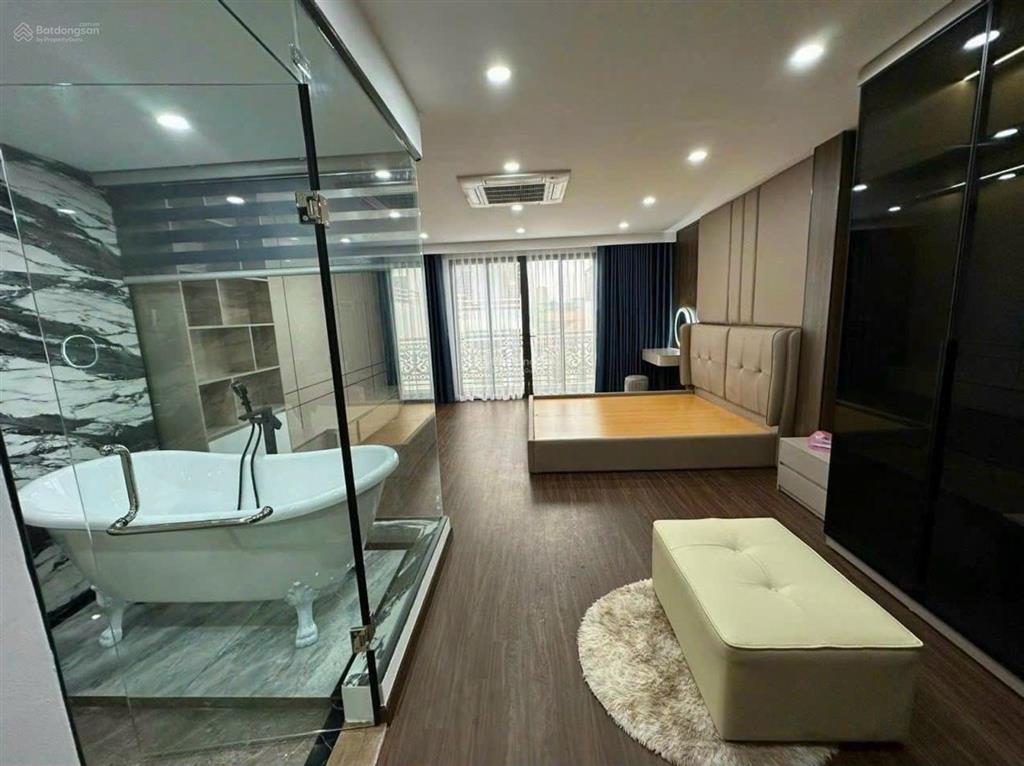 Bán nhà nguyễn văn cừ 54m 6 tầng thang máy mt 5m ô tô tải tránh gara 7 chỗ 20,5 tỷ