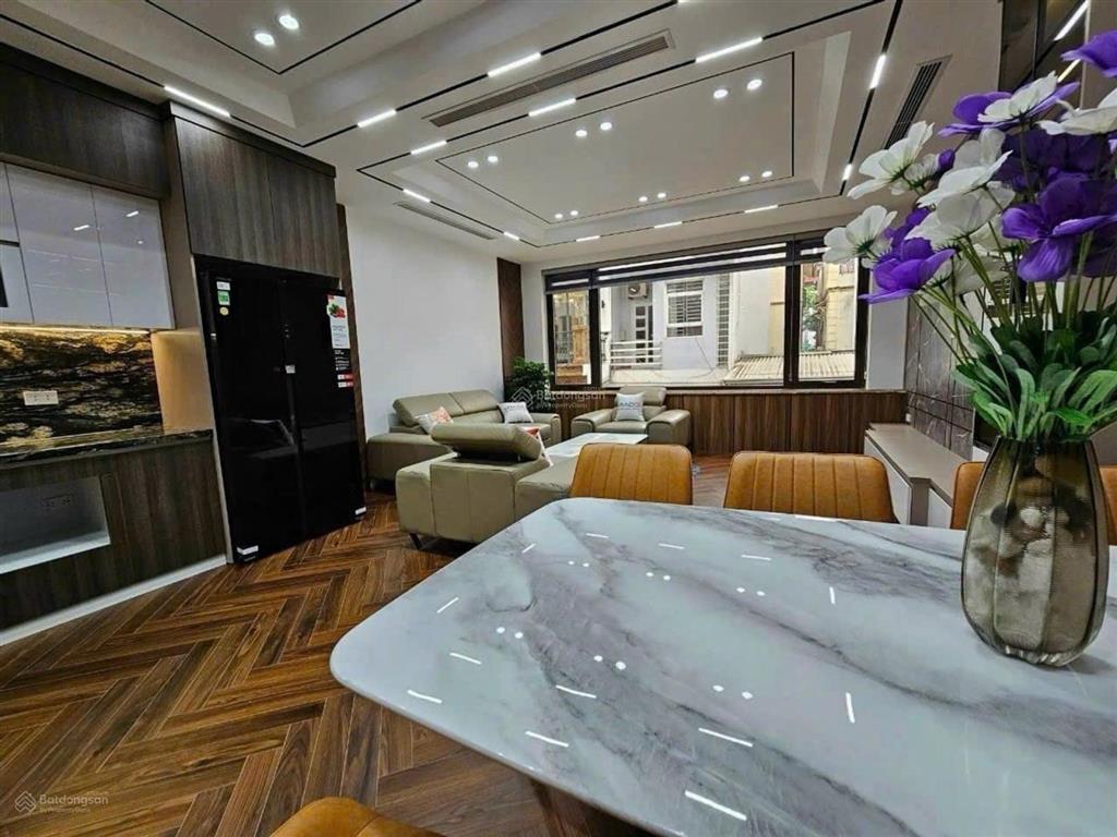 Bán nhà nguyễn văn cừ 54m 6 tầng thang máy mt 5m ô tô tải tránh gara 7 chỗ 20,5 tỷ