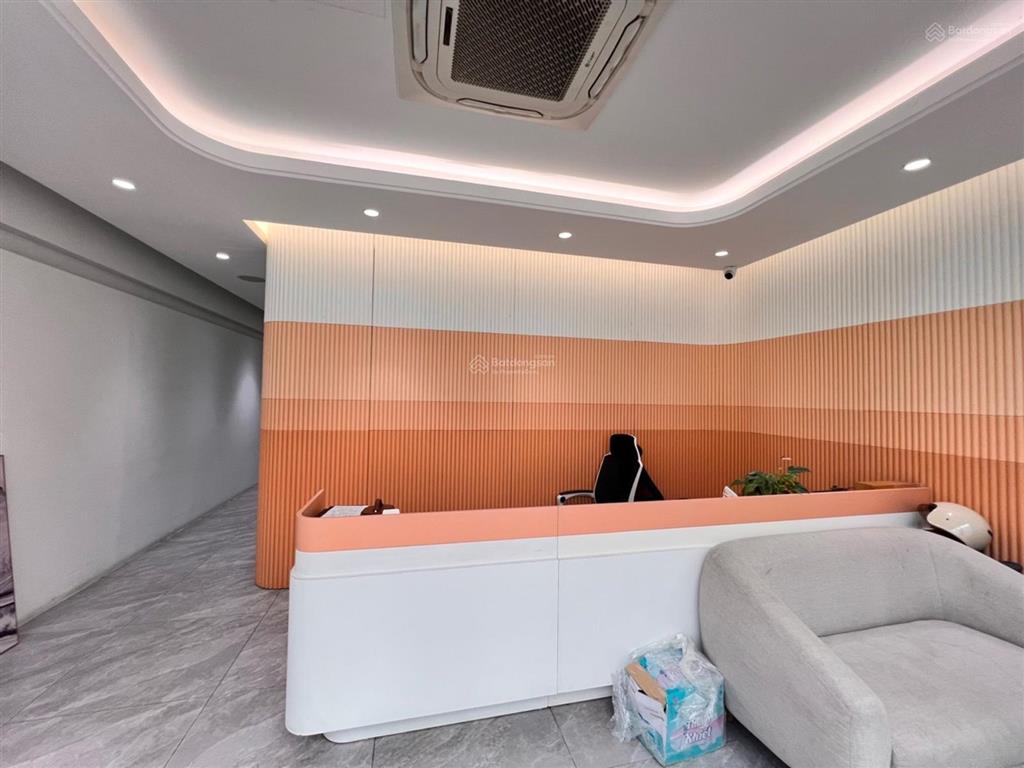Hàng hiếm liền kề minh nhựa số 1 lâm hạ 120m 7,5 tầng mt 6m 53,5 tỷ