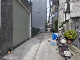 Chủ cần bán gấp nhà đẹp 6 tầng thạch bàn ngõ oto thông 42m2