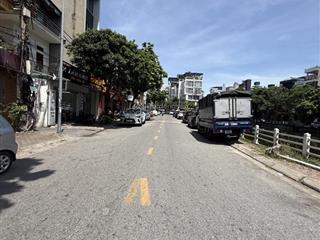 Nhà đẹp phố thạch bàn mới tinh 5 tầng thang máy full nội thất 70m2 giá 8.x tỷ