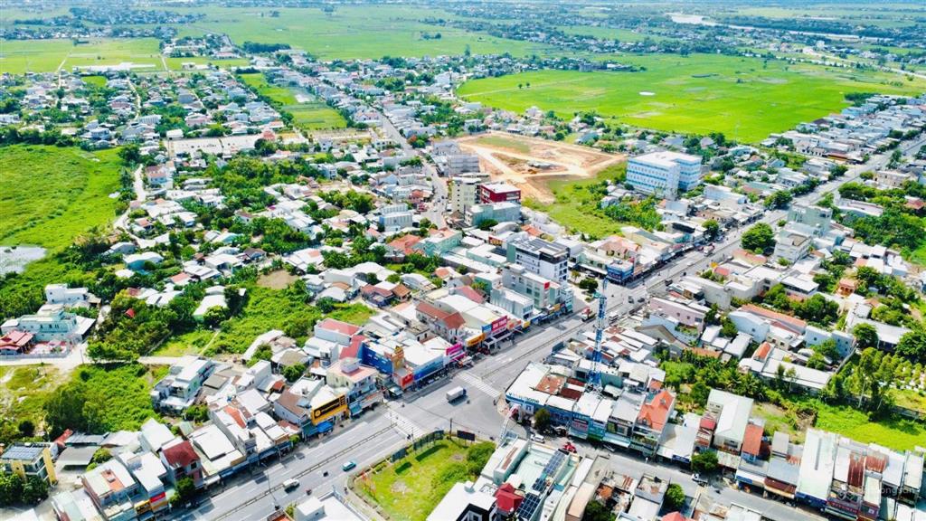 Bán gấp đất biệt thự 465m2 mặt tiền 15m đường mở rộng 9m ngay trung tâm thị trấn nam phước