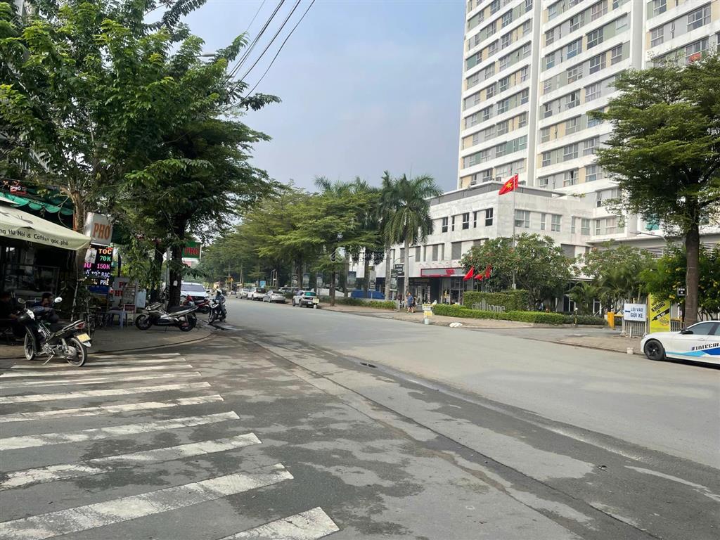 Cho thuê nhà căn góc 2 mặt tiền vị trí kinh doanh chiến lược