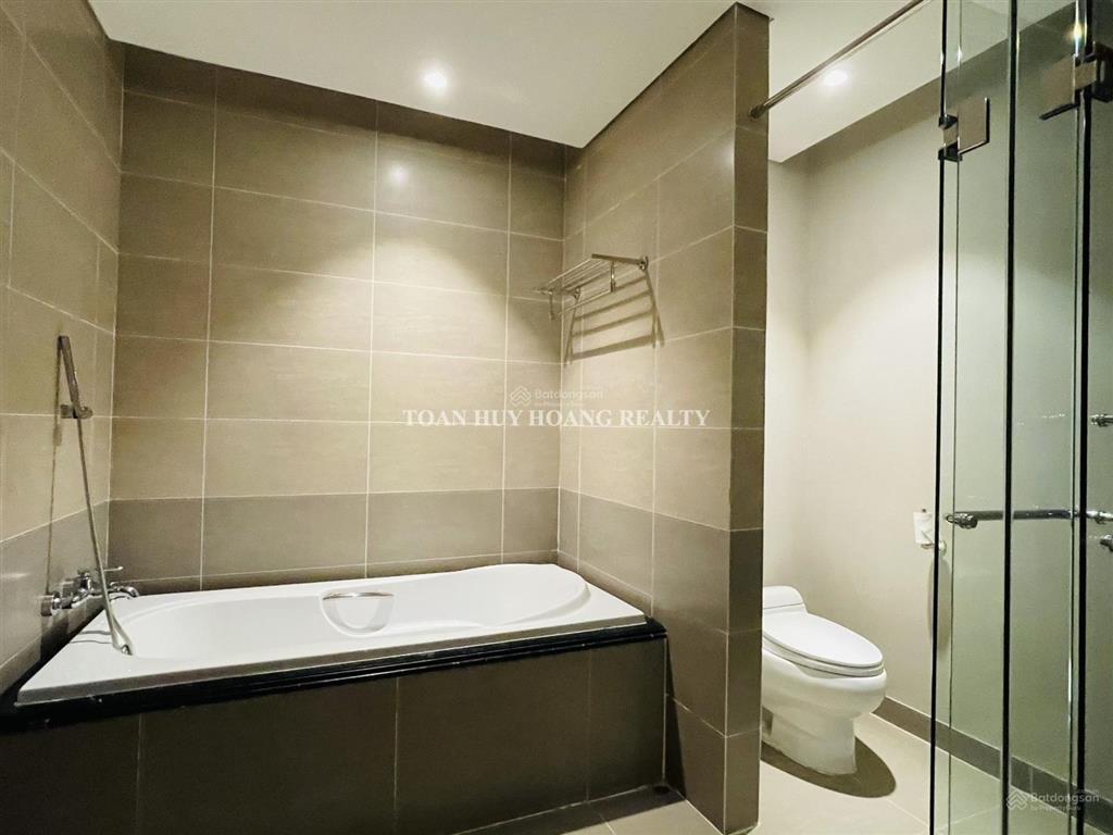 Cho thuê căn hộ cao cấp tại luxury alphanam, nội thất hiện đại   0931 930 ***