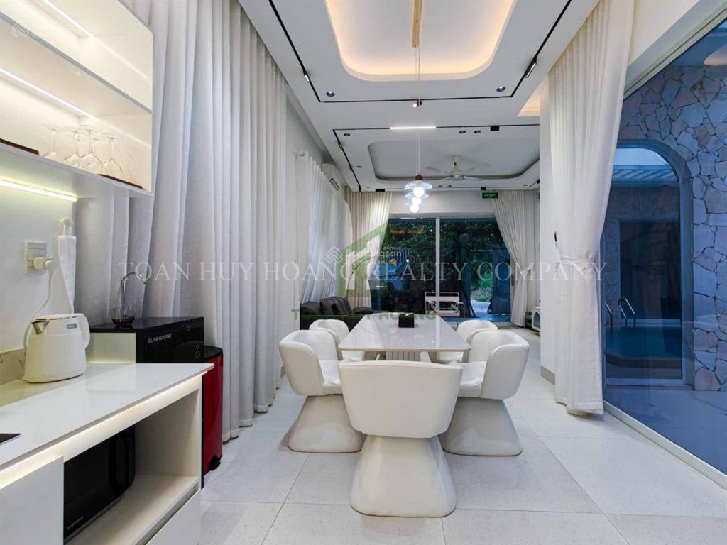 Cho thuê villa nguyễn tuấn thiện hồ bơi riêng, nội thất đầy đủ