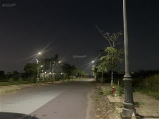 Bán nền vq 100m2 gần trường học tại biên hòa new city, 1,78 tỷ, giá ưu đãi, view đẹp