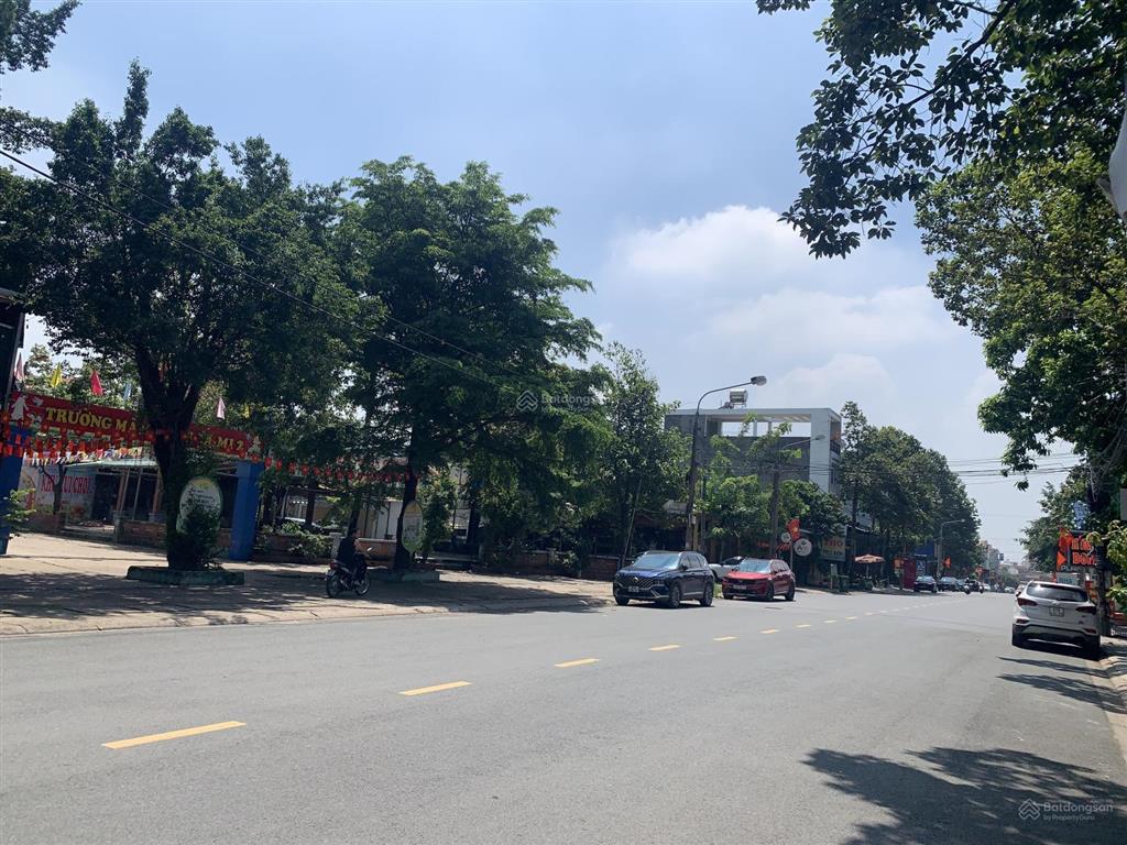 Bán nhà khu dân cư phú thịnh 100m2