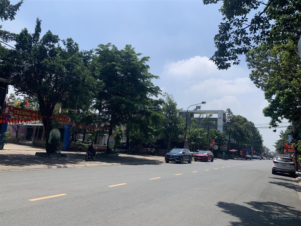 Bán nhà khu dân cư phú thịnh 100m2