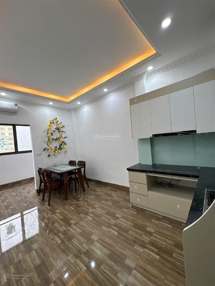 Bán nhà riêng pháo đài láng  đống đa  dt 31m2  6 tầng thang máy  full nội thất  có sân để xe