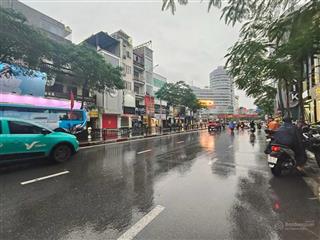 Bán nhà riêng chùa bộc  đống đa  dt 28m2  5 tầng  mt 5m  cách phố 20m  chỉ 8.x tỷ