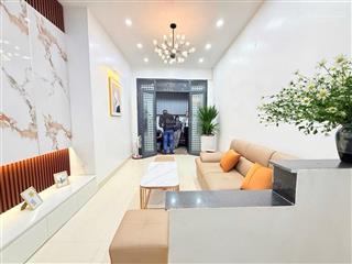 Bán nhà lạc long quân  dt 38m2  5 tầng  ngõ thông ô tô  gần hồ tây  khu dân trí cao  9.x tỷ