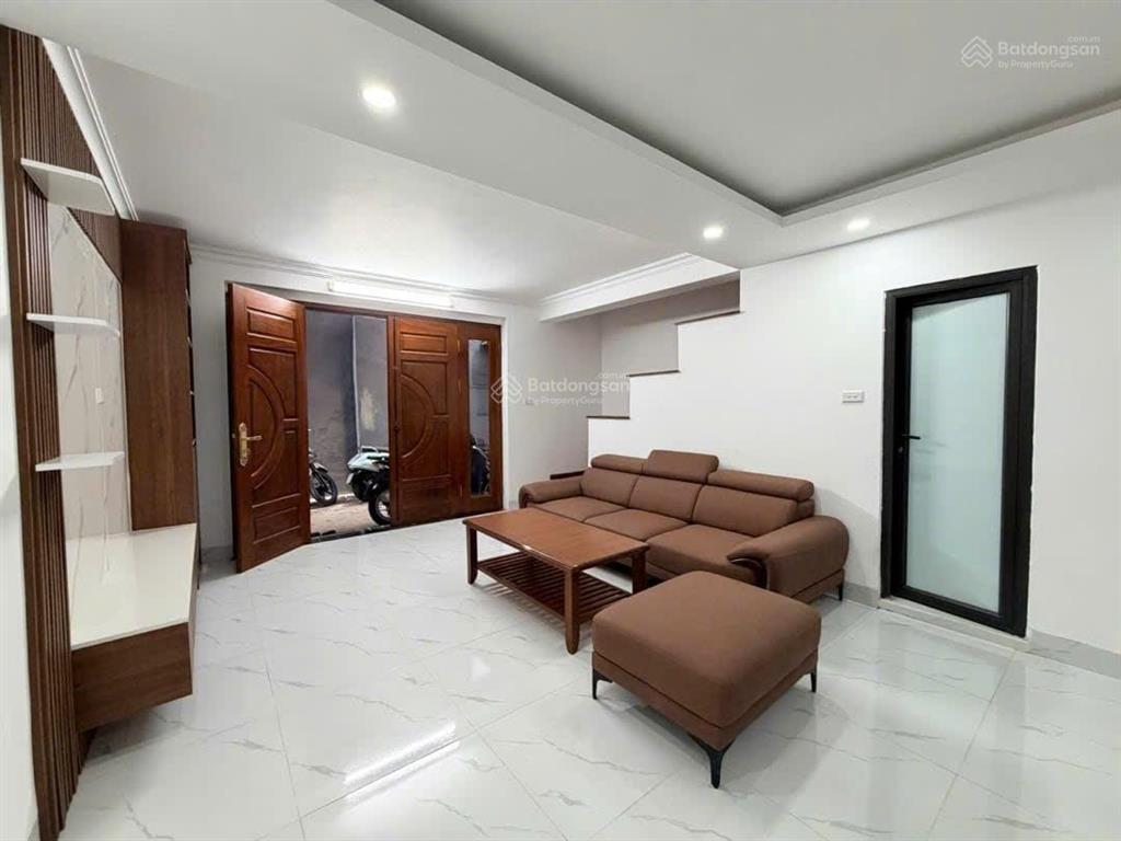 Nhà đẹp ba đình, phố phan kế bính  43m2  5 tầng  lô góc hiếm