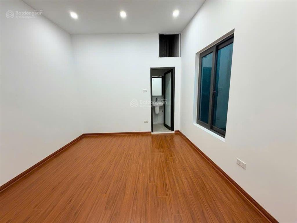 Nhà đẹp ba đình, phố phan kế bính  43m2  5 tầng  lô góc hiếm