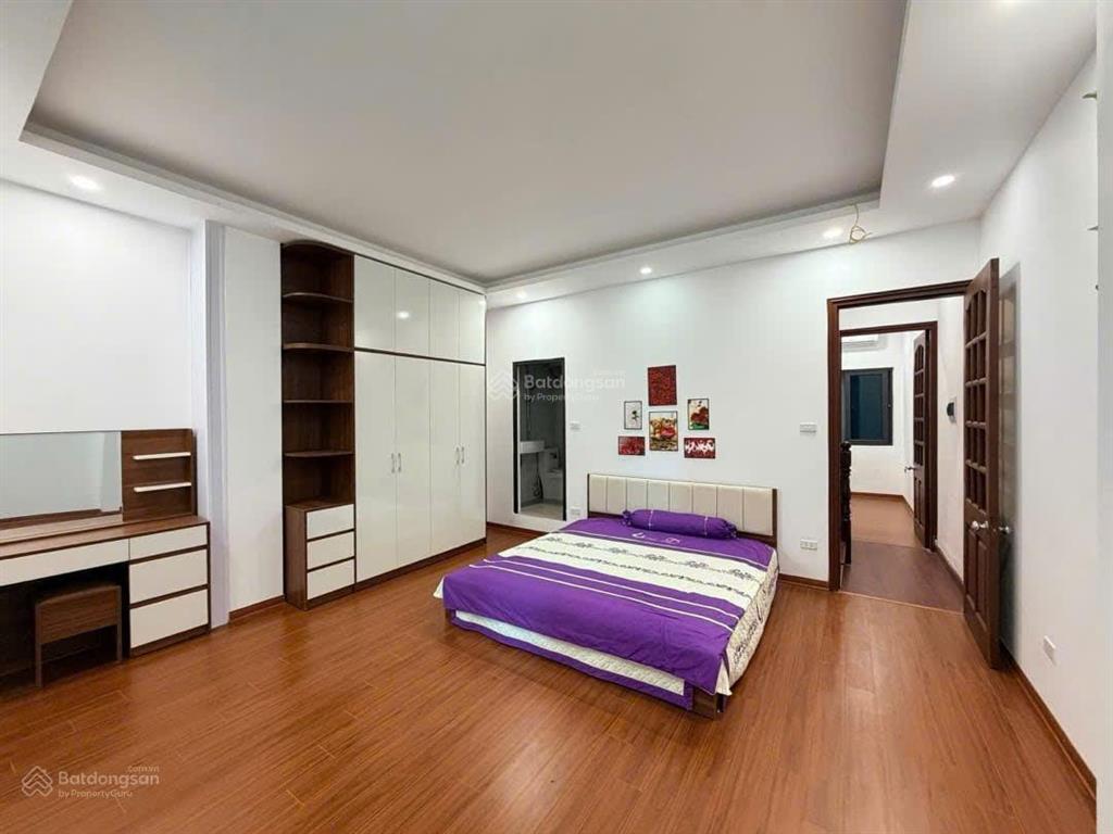 Nhà đẹp ba đình, phố phan kế bính  43m2  5 tầng  lô góc hiếm