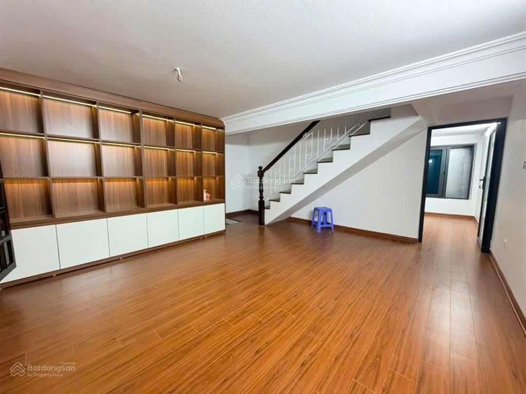 Nhà đẹp ba đình, phố phan kế bính  43m2  5 tầng  lô góc hiếm