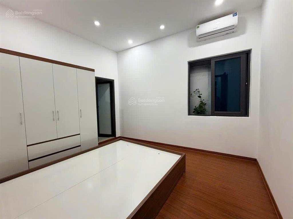 Nhà đẹp ba đình, phố phan kế bính  43m2  5 tầng  lô góc hiếm