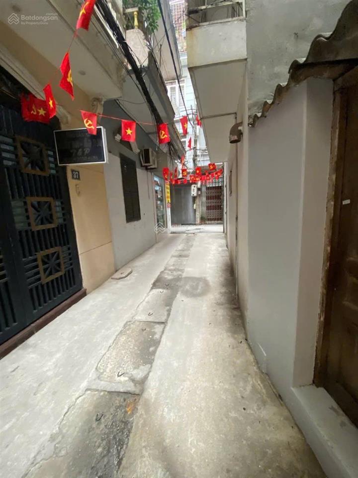 Bán nhà cự lộc, thanh xuân, dt 26m, 4 tầng, mt 2.8m, sát phố, lô góc, chỉ nhỉnh 5 tỷ