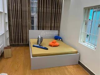 Bán nhà cự lộc, thanh xuân, dt 26m, 4 tầng, mt 2.8m, sát phố, lô góc, chỉ nhỉnh 5 tỷ