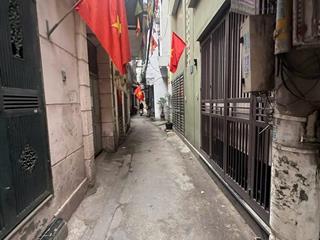 Bán nhà trương định, hai bà trưng, dt 33m, 4 tầng, mt 4m, 30m ra phố, 10p ra hồ gươm, chỉ 7.x tỷ
