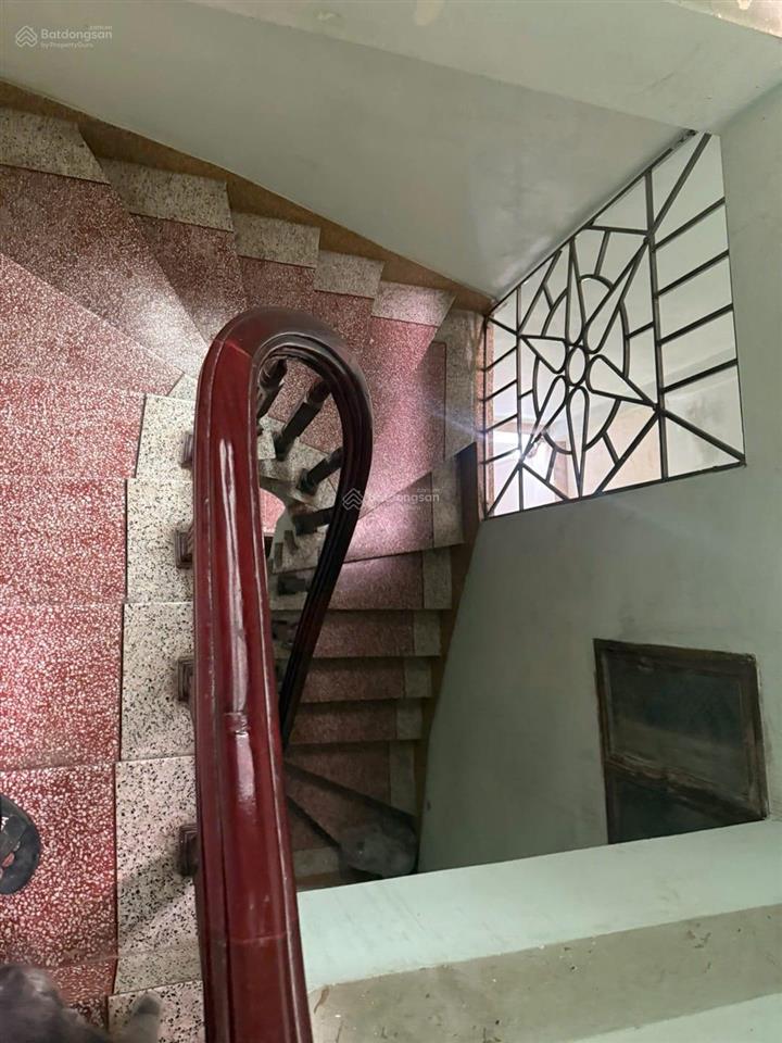 Bán nhà trương định, hai bà trưng, dt 33m, 4 tầng, mt 4m, 30m ra phố, 10p ra hồ gươm, chỉ 7.x tỷ