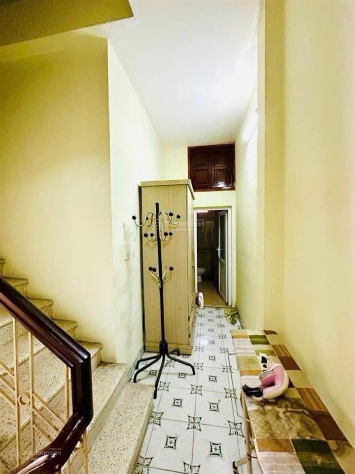 Bán nhà chùa bộc, đống đa  dt 24.1/30m, 5 tầng, mt 3.9m, 2 thoáng, chỉ nhỉnh 8 tỷ