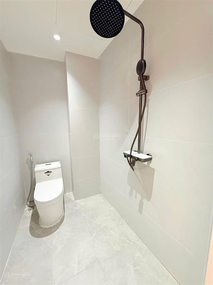 Bán nhà chính chủ hoàng hoa thám, dt 41m, 5 tầng, thang máy, 2 mặt ngõ, gần phố, chỉ 11.x tỷ