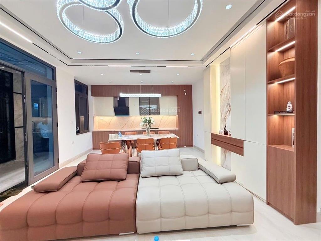 Bán nhà chính chủ hoàng hoa thám, dt 41m, 5 tầng, thang máy, 2 mặt ngõ, gần phố, chỉ 11.x tỷ