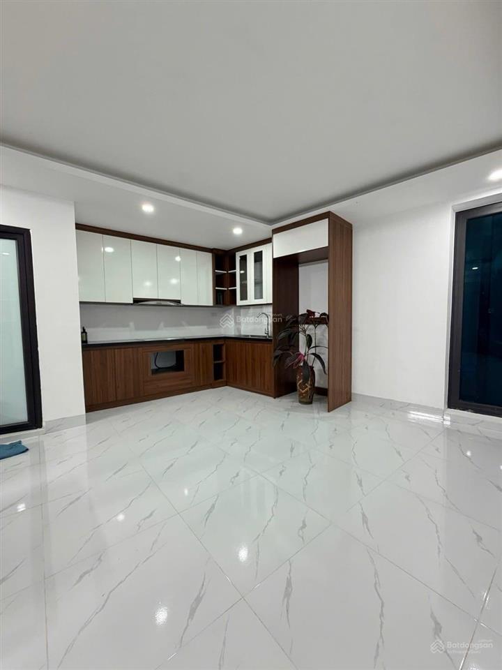 Bán nhà khu vip phan kế bính  43m2 mt 5,2  lô góc thoáng  gần phố  ở ngay  giá chỉ 13 tỷ