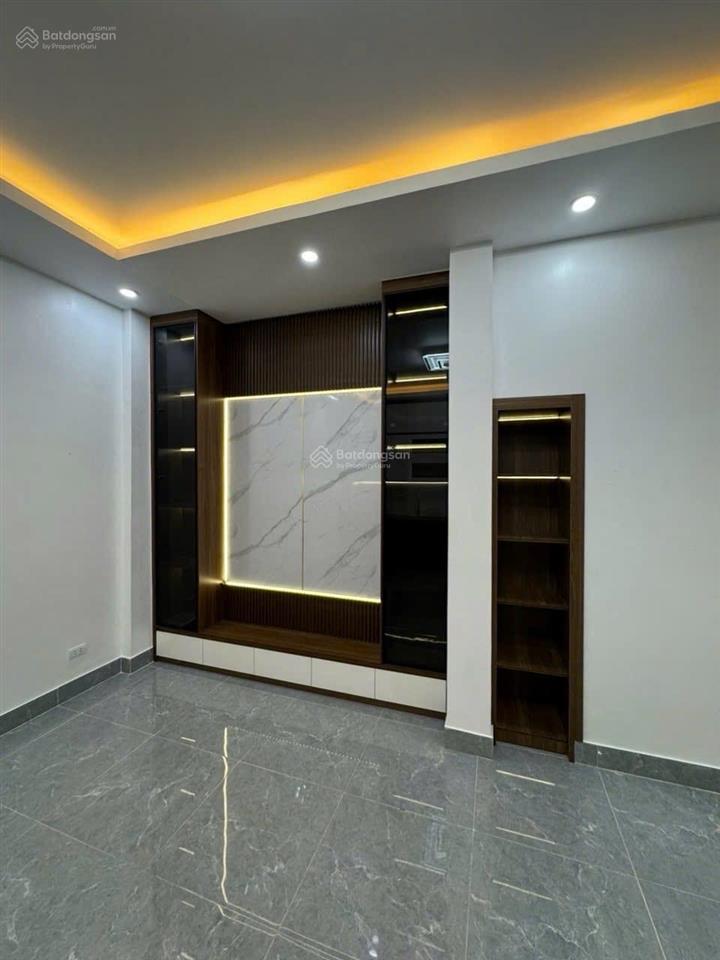 Bán nhà lô góc hồ tùng mậu, dt 34m2, 5 tầng, mt 6.48m, chỉ 10.x tỷ, 3 bước ra phố