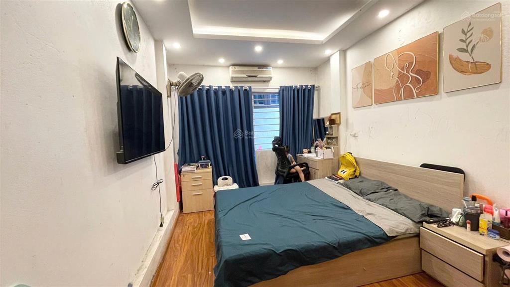 Bán nhà khương trung thanh xuân dt 25m2 4 tầng  mt 3.1m  gần ô tô  giá nhỉnh 6 tỷ