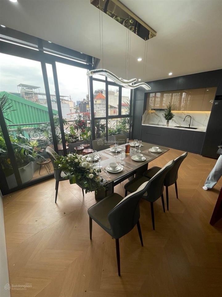 Bán nhà bạch mai  dt 47m2 6 tầng thang máy  mt 6.3m  1 nhà ra phố  giá nhỉnh 14 tỷ