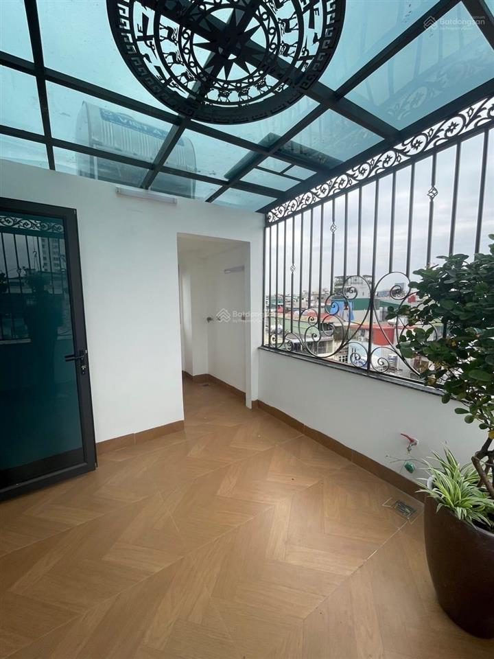 Bán nhà bạch mai  dt 47m2 6 tầng thang máy  mt 6.3m  1 nhà ra phố  giá nhỉnh 14 tỷ