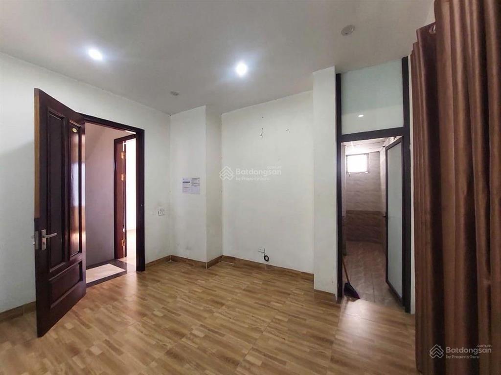 Bán nhà 35m2 lô góc 3 mặt thoáng chiến thắng hà đông  đường 3 ô tô tránh  vỉa hè  sẵn dòng tiền