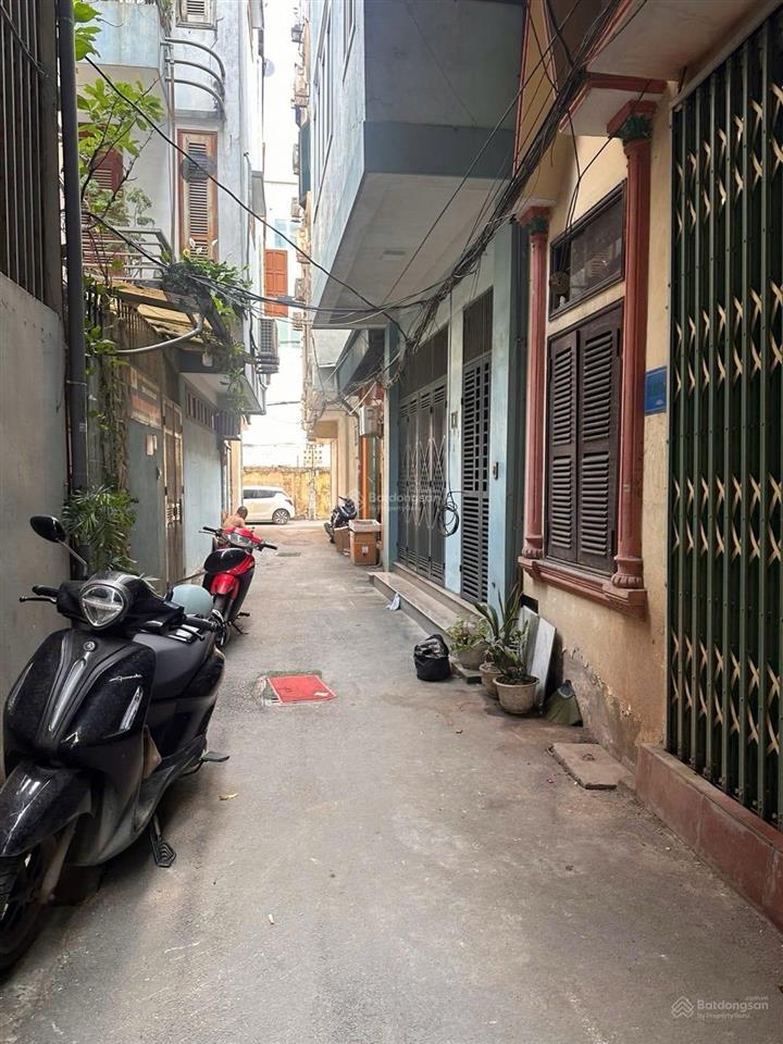 Ô tô vào nhà! bán nhà vạn phúc hà đông  39m2  4 tầng  ngõ thông  chỉ nhỉnh 10 tỷ
