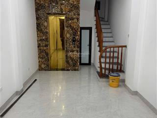 Bán nhà 30m xây mới thang máy  phan đình giót hà đông  ô tô 7 chỗ đỗ cửa  2 mặt thoáng  7.x tỷ