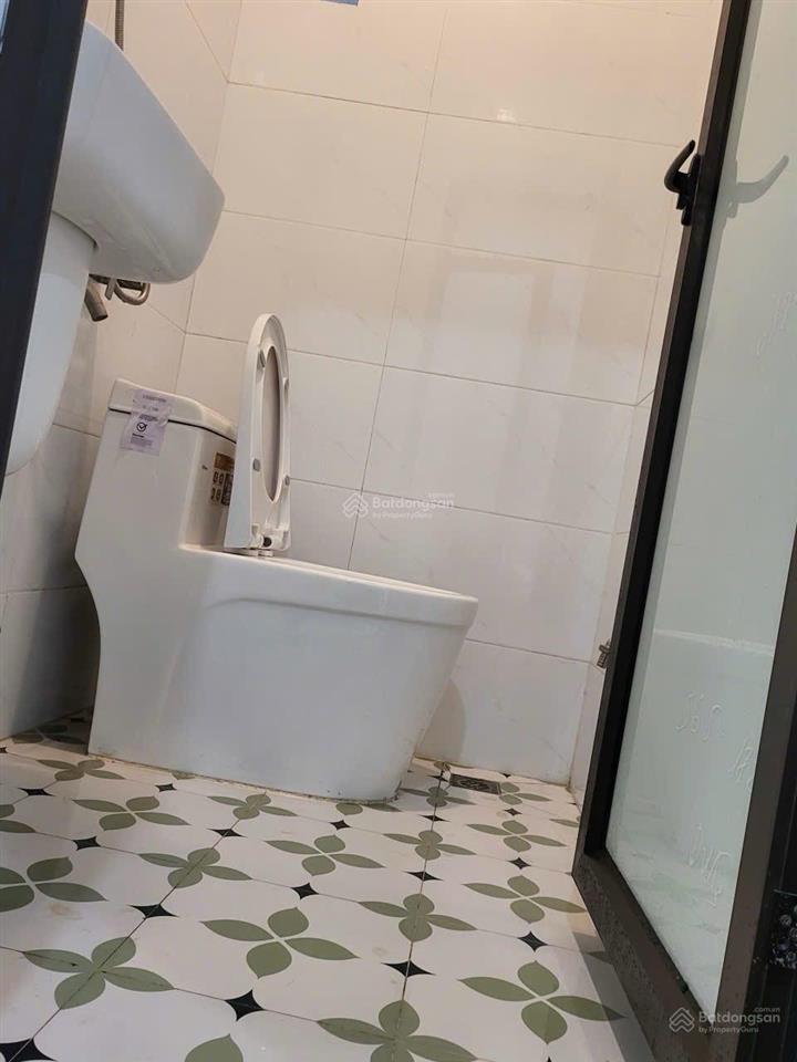 Bán nhà riêng chiến thắng la khê hà đông  33m2  ô tô đỗ cửa  ngõ thông  full nội thất  8.x tỷ