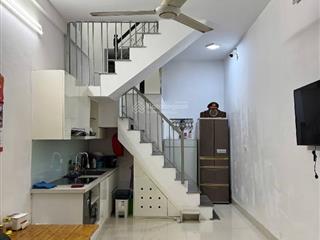 Cho thuê nhà tây sơn  thái hà. khu trung tâm  tiện ích quanh nhà. 5 tầng 3 ngủ đầy đủ công năng