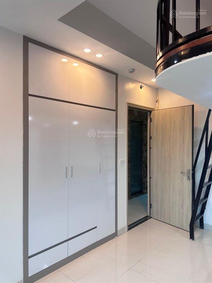 Chdv mới tinh cầu diễn 13 phòng khép kín. nhà 2 mặt thoáng  ô tô đỗ 2 mặt. view hồ cực thoáng