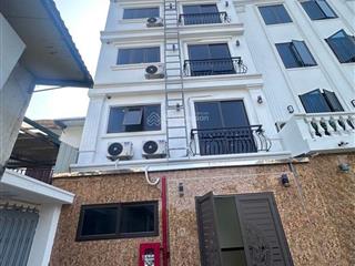Chdv mới tinh cầu diễn 13 phòng khép kín. nhà 2 mặt thoáng  ô tô đỗ 2 mặt. view hồ cực thoáng